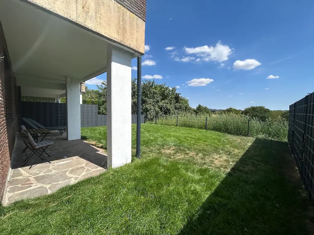 privater Garten – Ferienhaus Wanderath N°10