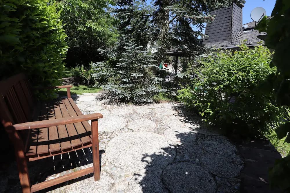 Garten und Terrasse – Ferienhaus Leimbach N°6